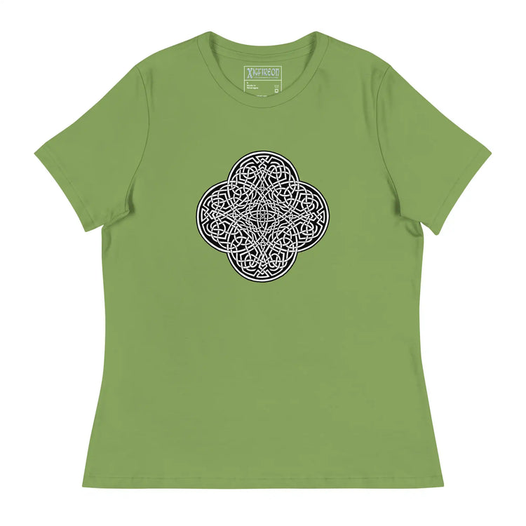 A leaf green Xigfireon woman&
