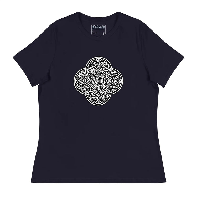 A navy blue Xigfireon woman&