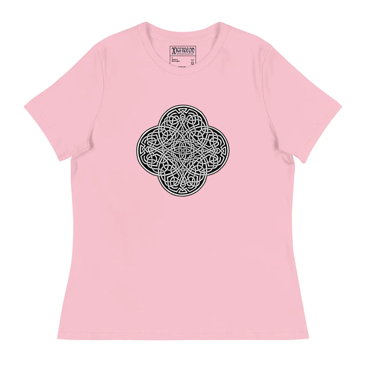 A pink Xigfireon woman&