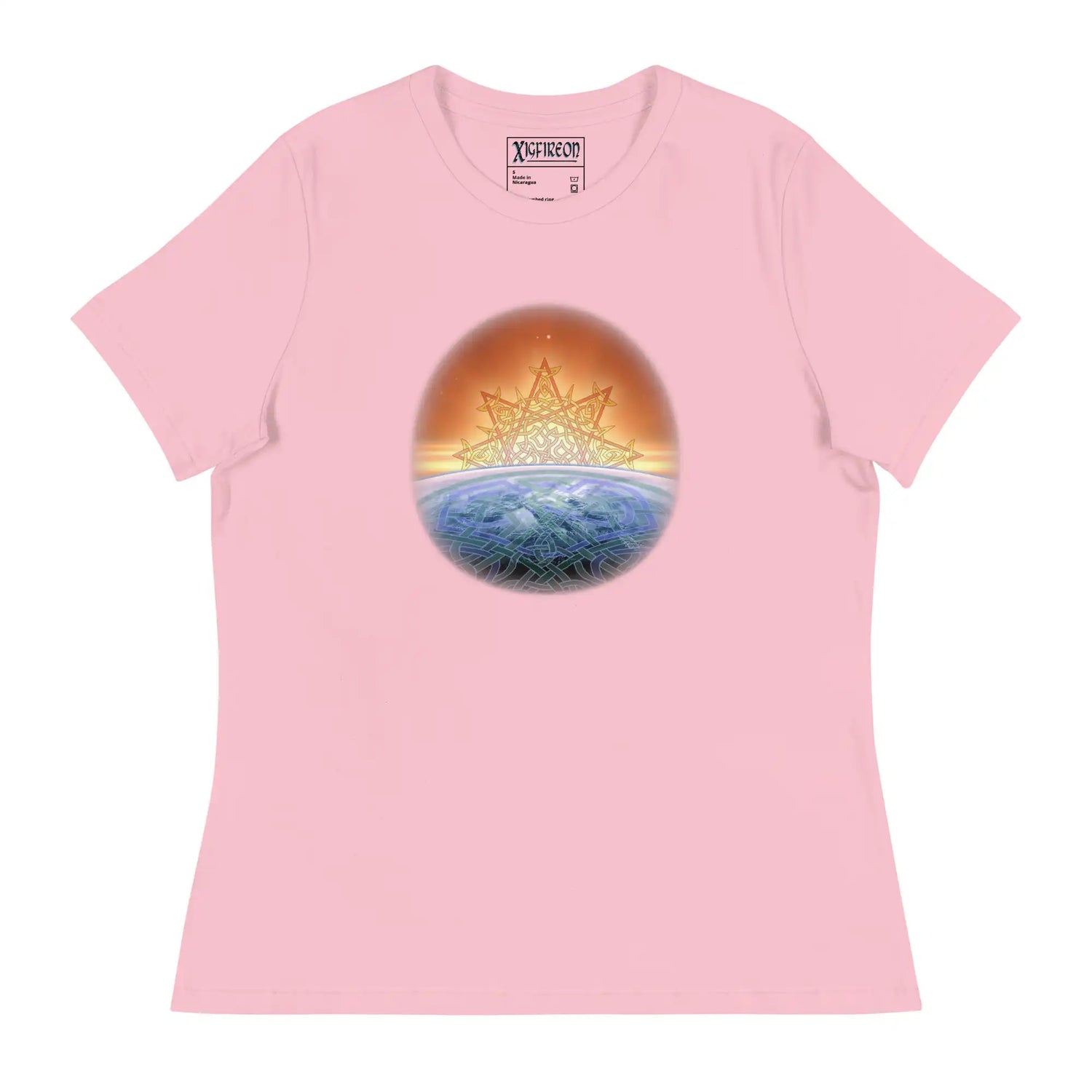 A pink Xigfireon woman&
