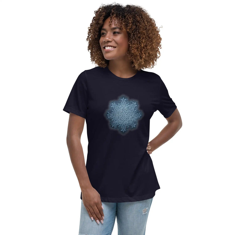 A young woman wearing a navy blue Xigfireon woman&