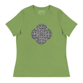 A leaf green Xigfireon woman&