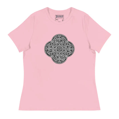 A pink Xigfireon woman&