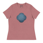 A heather mauve Xigfireon woman&