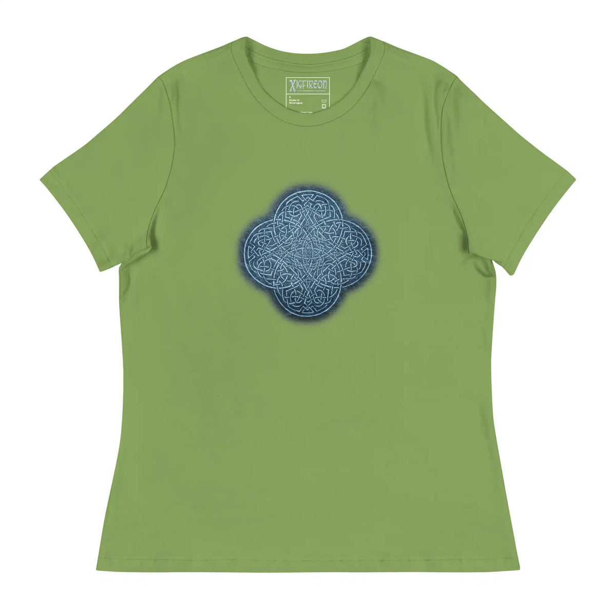 A leaf green Xigfireon woman&