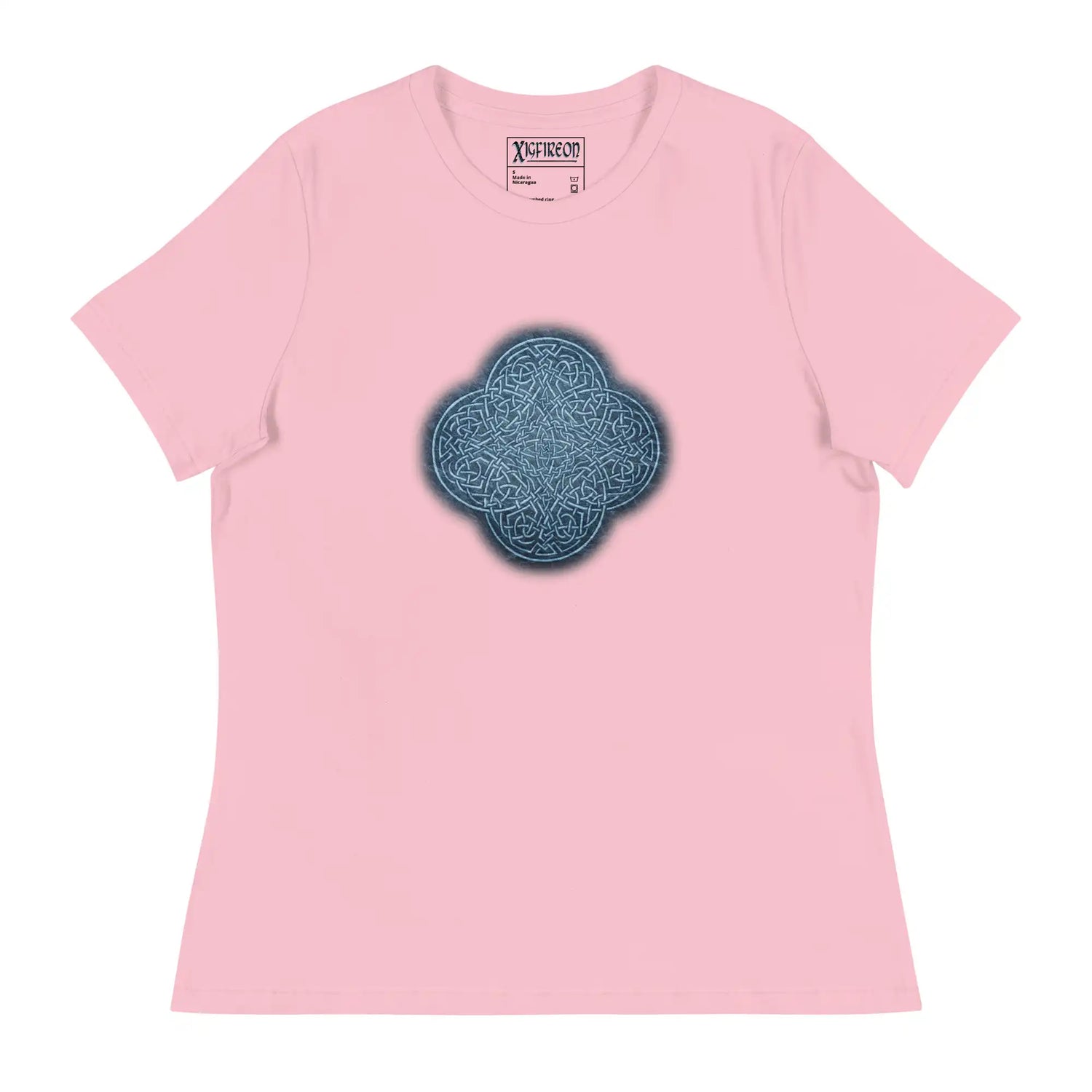 A pink Xigfireon woman&
