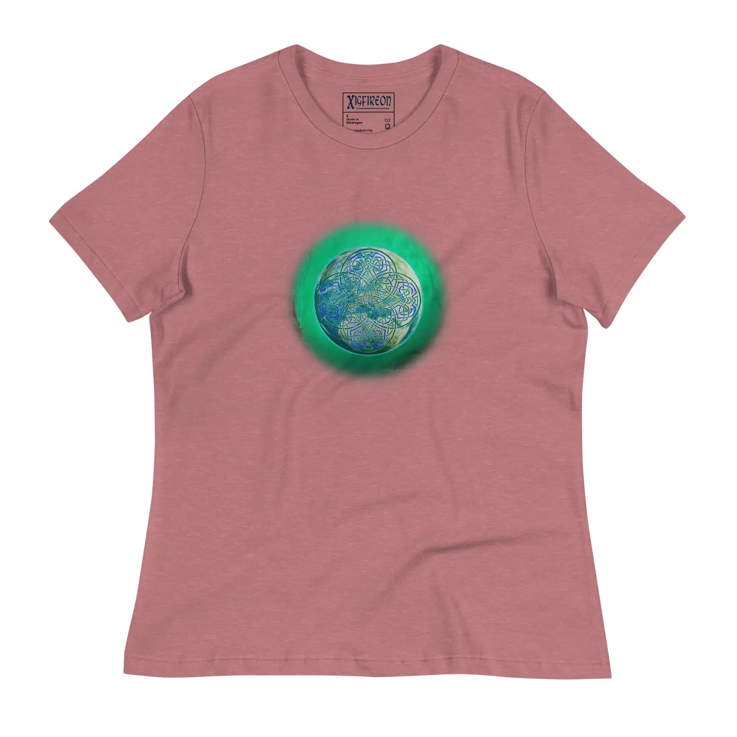 A heather mauve Xigfireon woman&