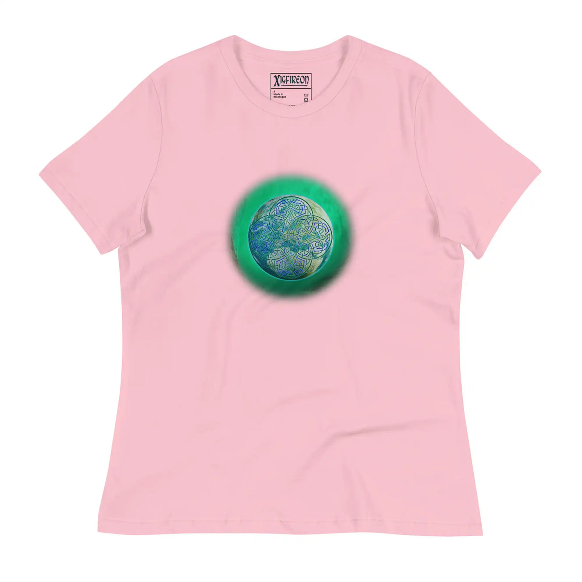 A pink Xigfireon woman&