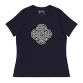 A navy blue Xigfireon woman&